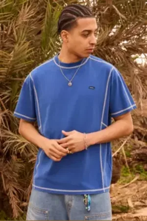 iets frans... Iets frans. Blue Contrast Stitch T-Shirt a Urban Outfitters
