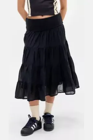 Urban Outfitters UO Fallon Fold Prairie Midi Skirt di in