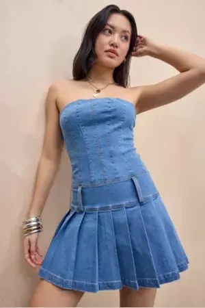 Silence + Noise Ellie Denim Bandeau Mini Dress in a Urban Outfitters