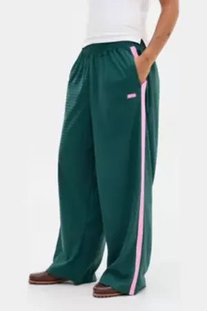 iets frans... Iets frans. Airtex Joggers in a Urban Outfitters
