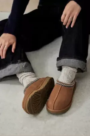 UGG Chestnut Tasman Slippers in