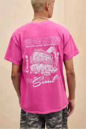 Urban Outfitters UO Seoul T-Shirt di in