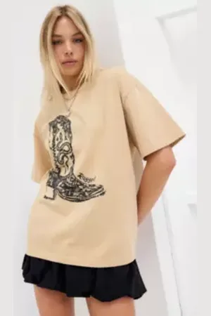 The Ragged Priest T-shirt oversize Western in a Urban Outfitters