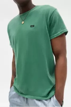 iets frans... Iets frans. Maglietta con Distintivo a Urban Outfitters