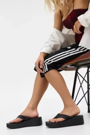 Urban Outfitters Sandali UO in Pelle Nera con Punta di in