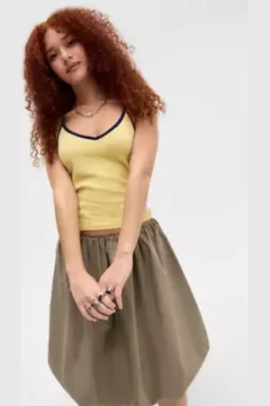 iets frans... Iets frans. Leo V-Neck Cami in