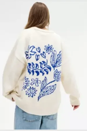 Urban Outfitters UO Foliage Pattern Skate Jumper di in