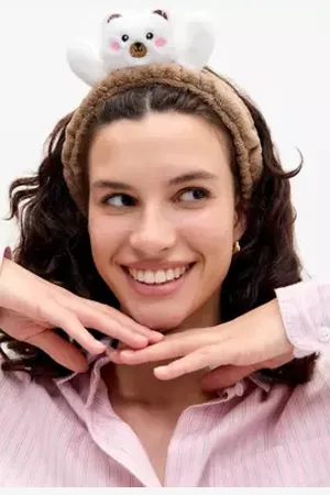 Urban Outfitters Fascia per Capelli Teddy Hugs Spa Day di in