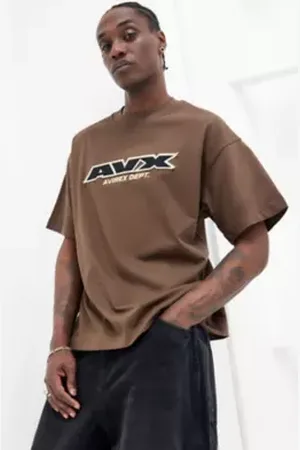 Avirex Maglietta AVX Dept UO Exclusive Squadron a Urban Outfitters