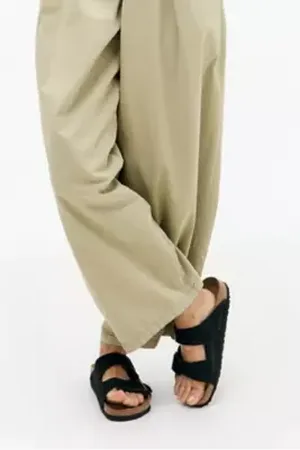 Birkenstock Sandali Arizona in Pelle Scamosciata Nera in