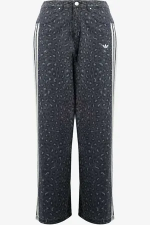 adidas Jeans loose con stampa animalier