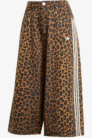 adidas Bermuda in denim con stampa animalier