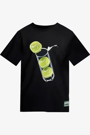Nike T-shirt nera Court con graficaTennis