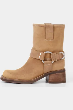 Vagabond Nour - Donna Nubuck Olioso