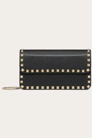VALENTINO GARAVANI POUCH CON CATENA ROCKSTUD IN VITELLO GRANATO Donna UNI