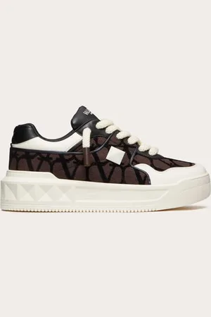 VALENTINO GARAVANI SNEAKER LOW-TOP ONE STUD XL IN NAPPA E TESSUTO TOILE ICONOGRAPHE Uomo 40.5