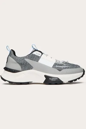 VALENTINO GARAVANI SNEAKER LOW TOP TRUE ACT IN MESH E TESSUTO GOMMATO Uomo 39