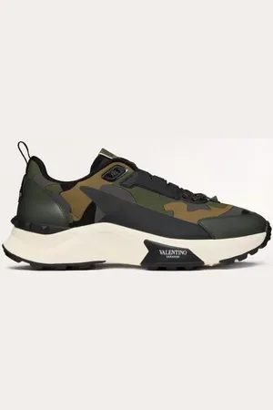 VALENTINO GARAVANI SNEAKER LOW TOP TRUE ACT CAMOUFLAGE IN TESSUTO GOMMATO Uomo 41.5