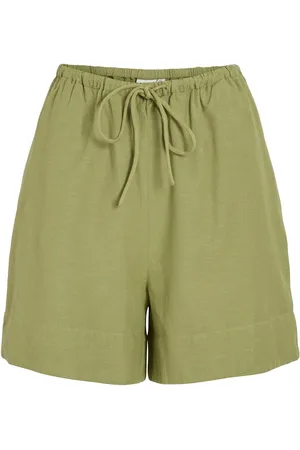 VILA Mid Waist Shorts