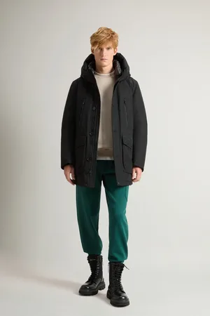 Woolrich Uomo Arctic Parka Evolution in Ramar Cloth Nero