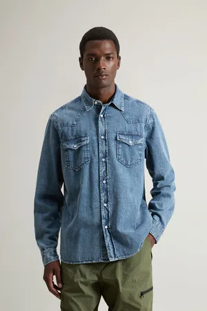 Camicia jeans chiara uomo online
