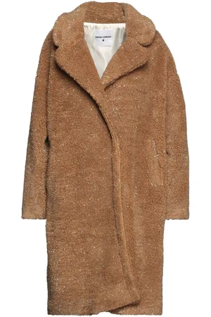 Front Street 8 CAPISPALLA Shearling & Teddy