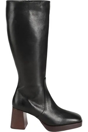 BIANCA DI CALZATURE Stivali