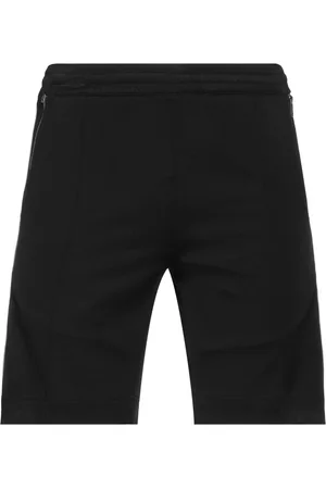 Givenchy BOTTOMWEAR Shorts e bermuda