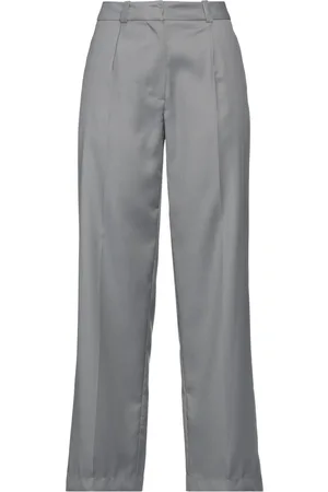 Low Classic BOTTOMWEAR Pantaloni