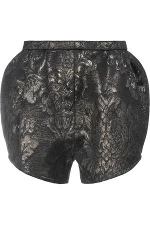 ANN DEMEULEMEESTER BOTTOMWEAR Shorts e bermuda