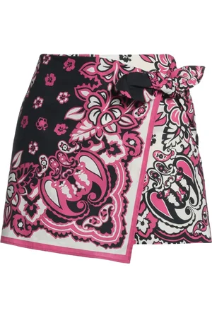 RED Valentino BOTTOMWEAR Shorts e bermuda