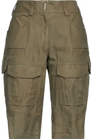 Givenchy BOTTOMWEAR Shorts e bermuda