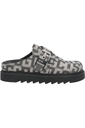 GCDS CALZATURE Mules & Zoccoli