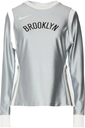Nike TOPWEAR Tshirts