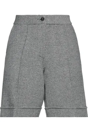 BRUNO MANETTI BOTTOMWEAR Shorts e bermuda