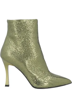 ISABELLE PARIS CALZATURE Stivaletti