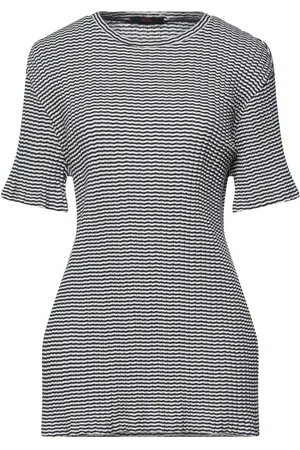 THE GIGI TOPWEAR Tshirts
