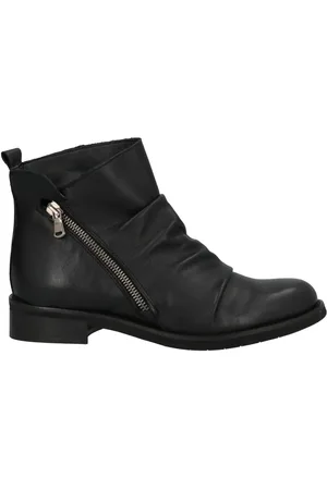 DIVINE FOLLIE CALZATURE Stivaletti