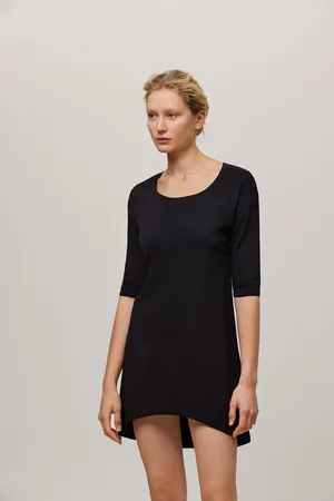 YSABEL MORA Camicia da notte nera in cotone biologico a maniche lunghe